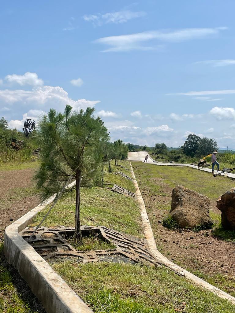 Terrenos en Lagunillas, en el Fracc. El Campanario, ubicado entre Morelia y Pátzcuaro
